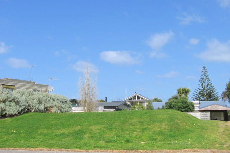 Photo of property in 942a Papamoa Beach Road, Papamoa Beach, Papamoa, 3118