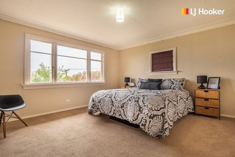 Photo of property in 2a Church Hill Road, Green Island, Dunedin, 9018