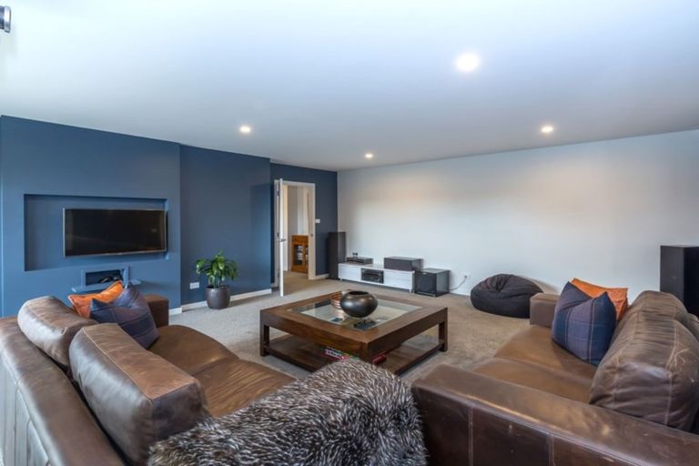 Photo of property in 32b Penruddock Rise, Westmorland, Christchurch, 8025