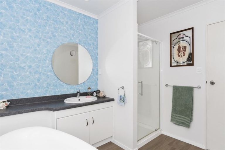 Photo of property in 10 Plover Place, Maungatapu, Tauranga, 3112