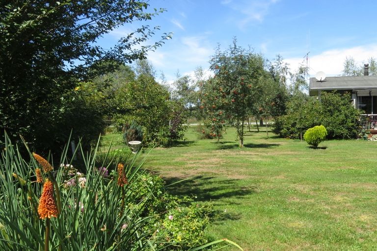 Photo of property in 10 Siegerts Road, Kimbell, Fairlie, 7987