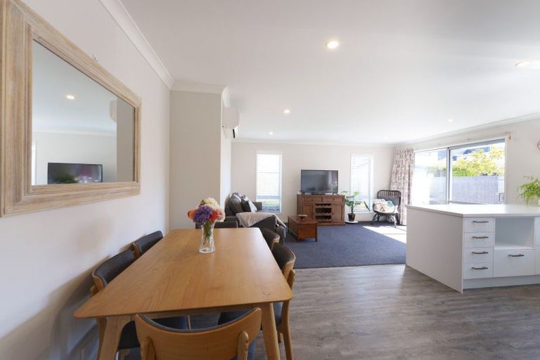 Photo of property in 3/11 North Avon Road, Richmond, Christchurch, 8013