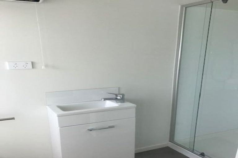 Photo of property in 2/7 Burrows Place, Ilam, Christchurch, 8041