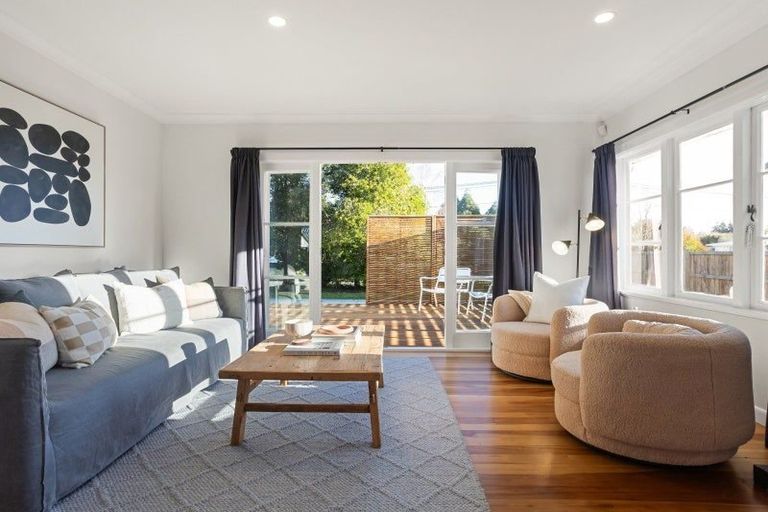 Photo of property in 13 Brocas Avenue, Hillcrest, Hamilton, 3216