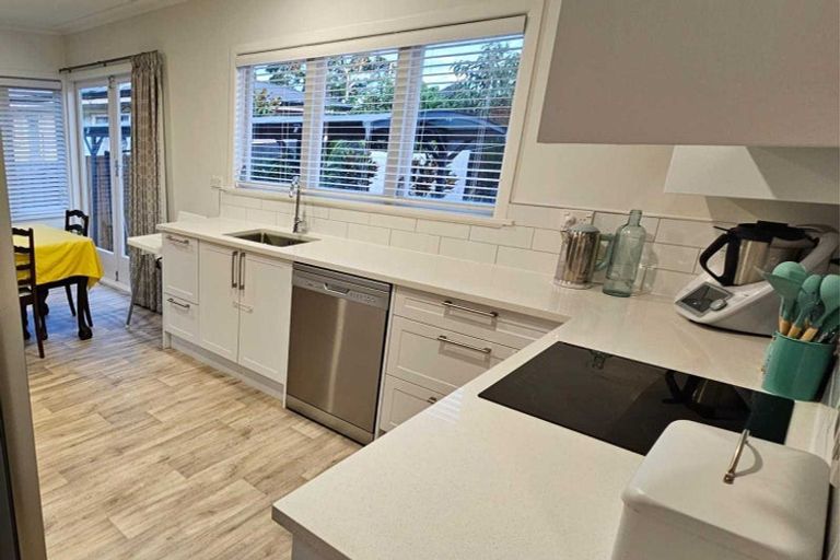 Photo of property in 30b Birdwood Road, Pukekohe, 2120