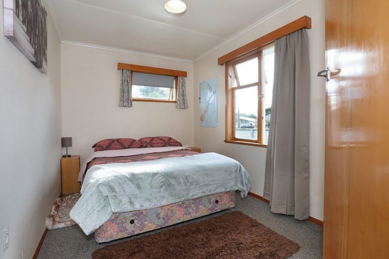 Photo of property in 9 Oriana Place, Highbury, Palmerston North, 4412