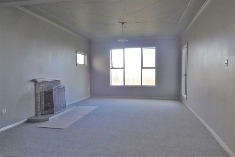 Photo of property in 145 Romilly Street, Westport, 7825