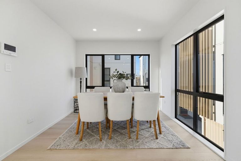 Photo of property in 8a Stanley Avenue, Milford, Auckland, 0620