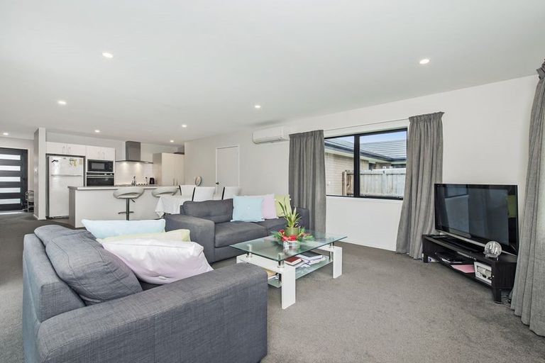 Photo of property in 32b Bradbury Avenue, Rolleston, 7614