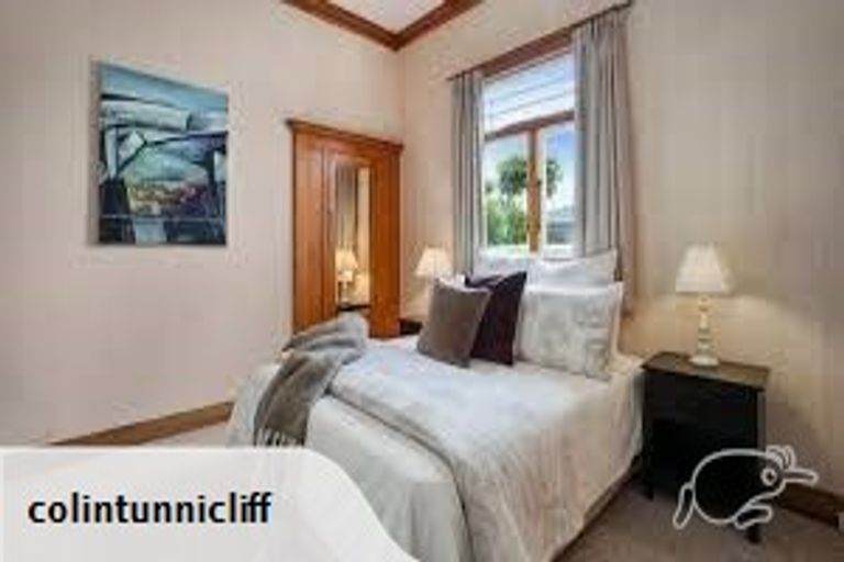 Photo of property in 15 Amaru Road, One Tree Hill, Auckland, 1061