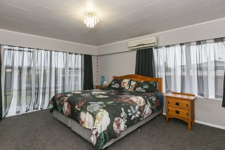 Photo of property in 38 Freyberg Avenue, Tamatea, Napier, 4112