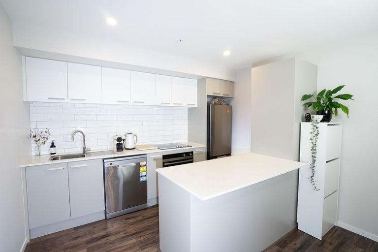 Photo of property in 308/25 Bute Road, Browns Bay, Auckland, 0630