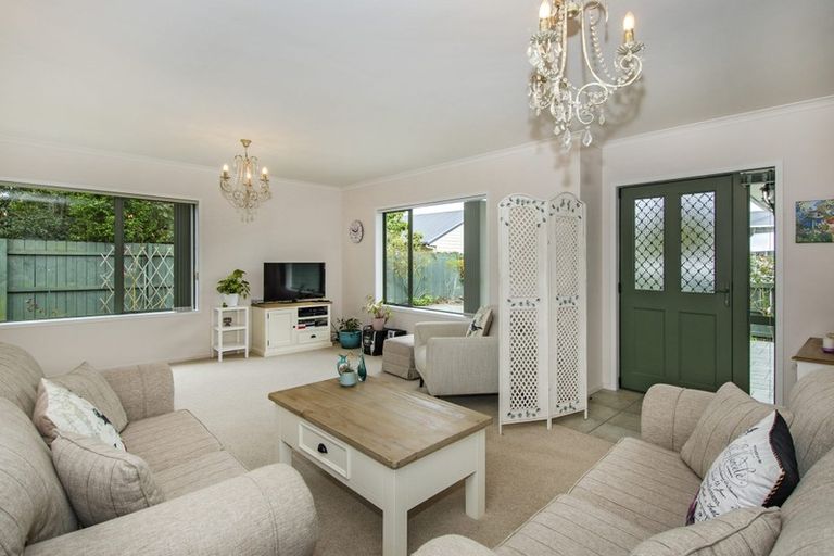Photo of property in 35a Mains Avenue, Kensington, Whangarei, 0112