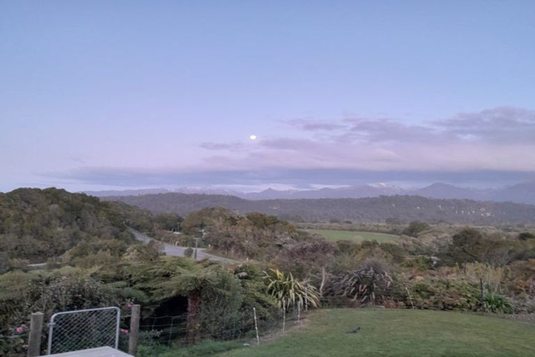 Photo of property in 42b Cemetery Road, Charleston, Cape Foulwind, 7892