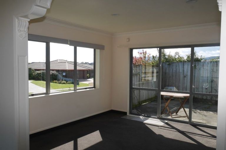 Photo of property in 151 Realm Drive, Paraparaumu, 5032