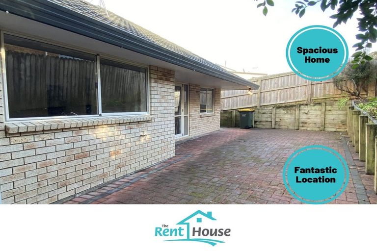 Photo of property in 1/15 Roys Road, Weymouth, Auckland, 2103