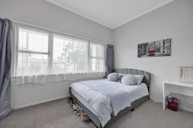 Photo of property in 19 Brookes Street, Inglewood, 4330