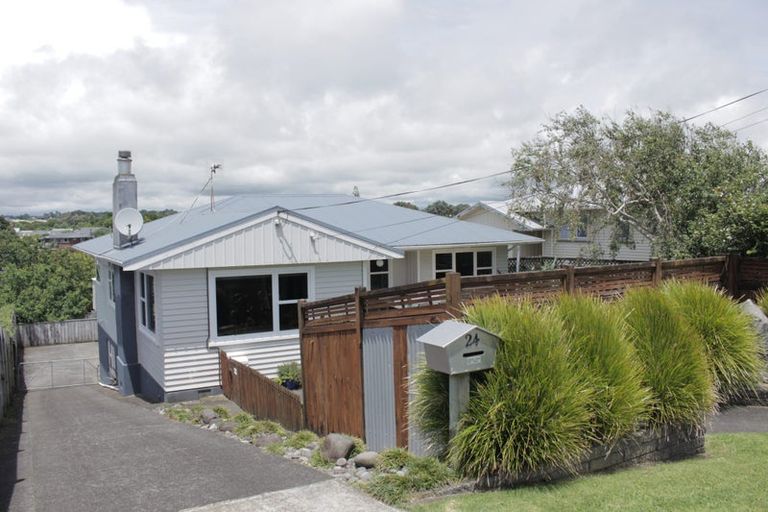 Photo of property in 24 Kingsford Street, Bell Block, New Plymouth, 4312