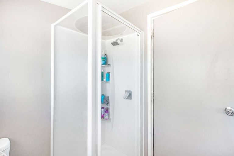 Photo of property in 33 Aotea Crescent, Gore, 9710