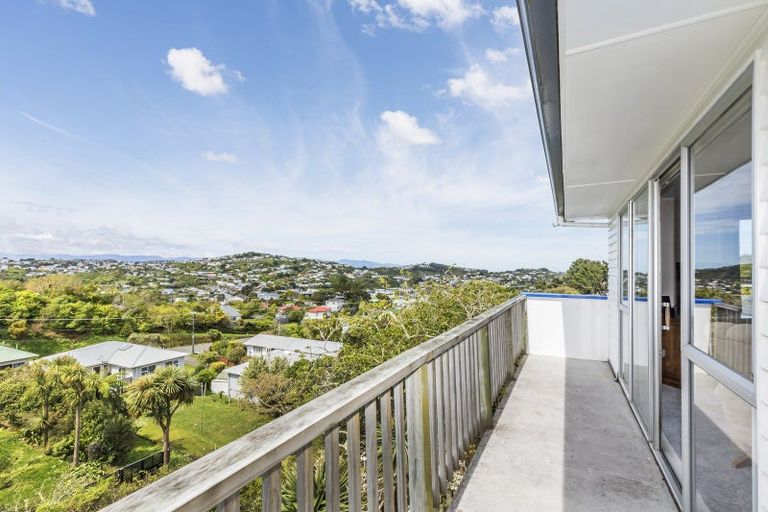 Photo of property in 3 Kimball Place, Johnsonville, Wellington, 6037