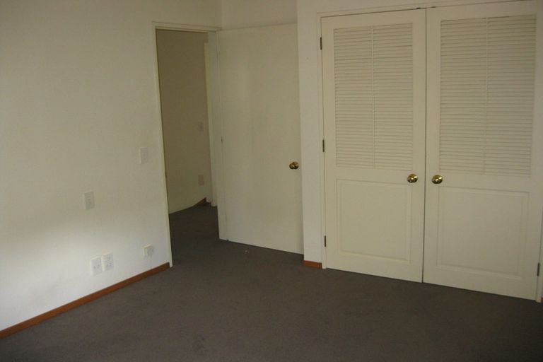 Photo of property in 1/27 Macdonald Crescent, Te Aro, Wellington, 6011