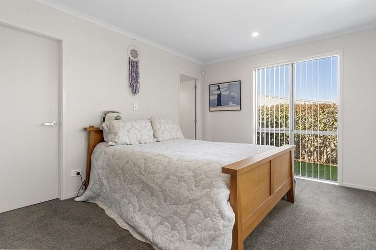 Photo of property in 26 Coast Boulevard, Papamoa Beach, Papamoa, 3118