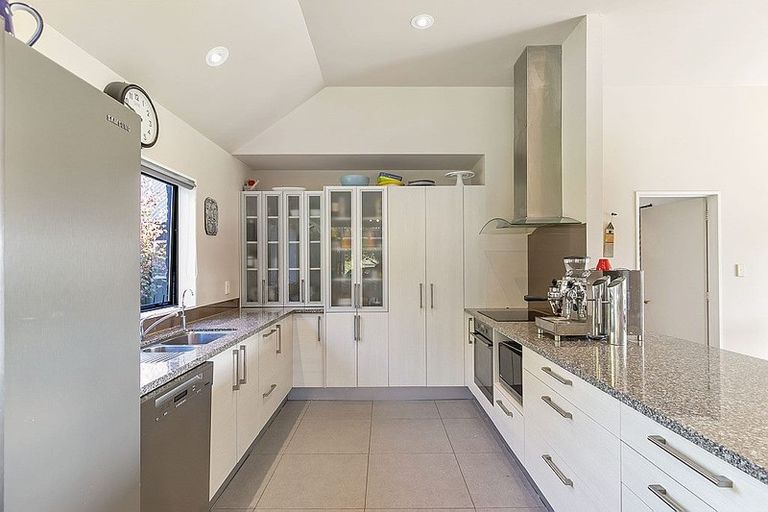 Photo of property in 25 Arana Drive, Karaka, Drury, 2578