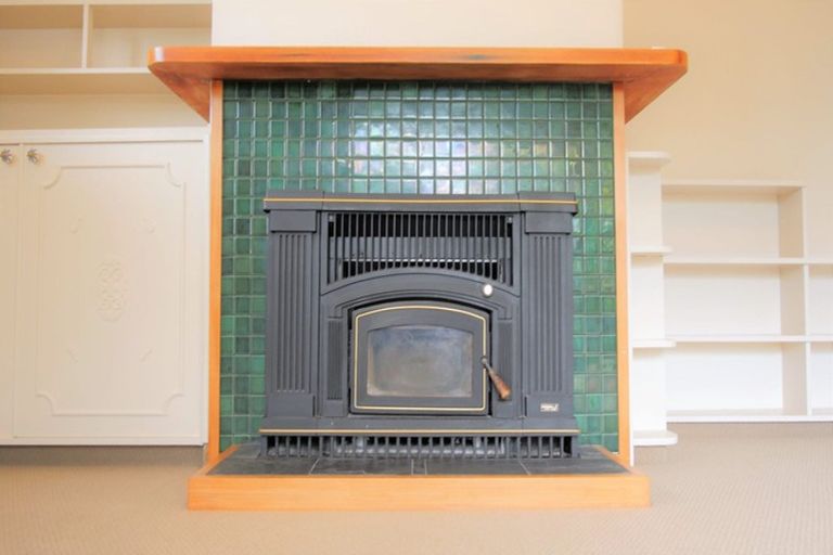 Photo of property in 32 Victoria Avenue, Dannevirke, 4930