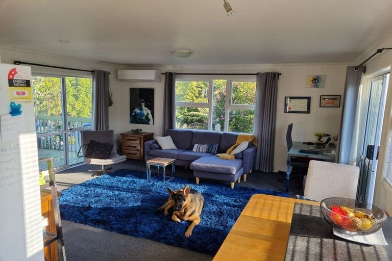 Photo of property in 67 Barrys Road, Glendene, Auckland, 0602