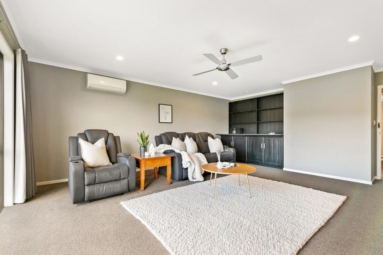 Photo of property in 165b Oraha Road, Kumeu, 0892