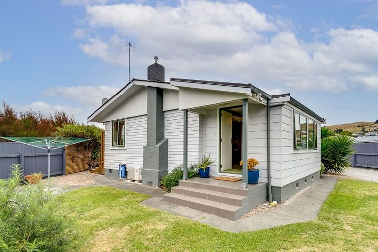 Photo of property in 6 O'dowd Road, Taradale, Napier, 4112