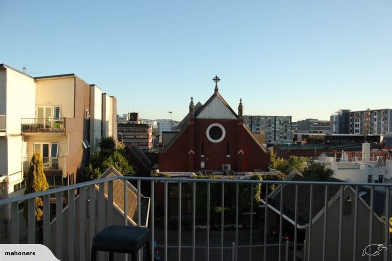 Photo of property in Qba Apartments, 2t/51 Webb Street, Mount Cook, Wellington, 6011