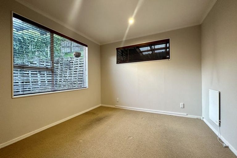 Photo of property in 21 Alleyne Court, Brown Owl, Upper Hutt, 5018