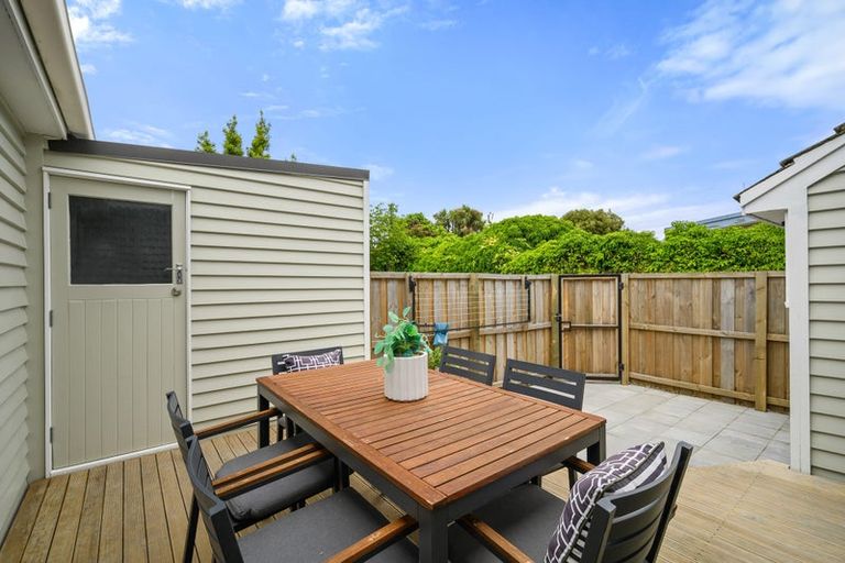 Photo of property in 14 Pannell Avenue, Wainoni, Christchurch, 8061