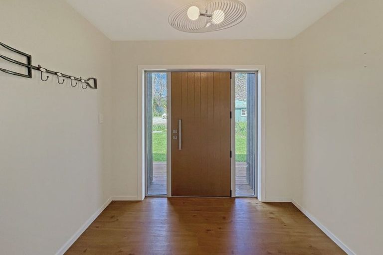 Photo of property in 646 No 2 Line, Fordell, 4572