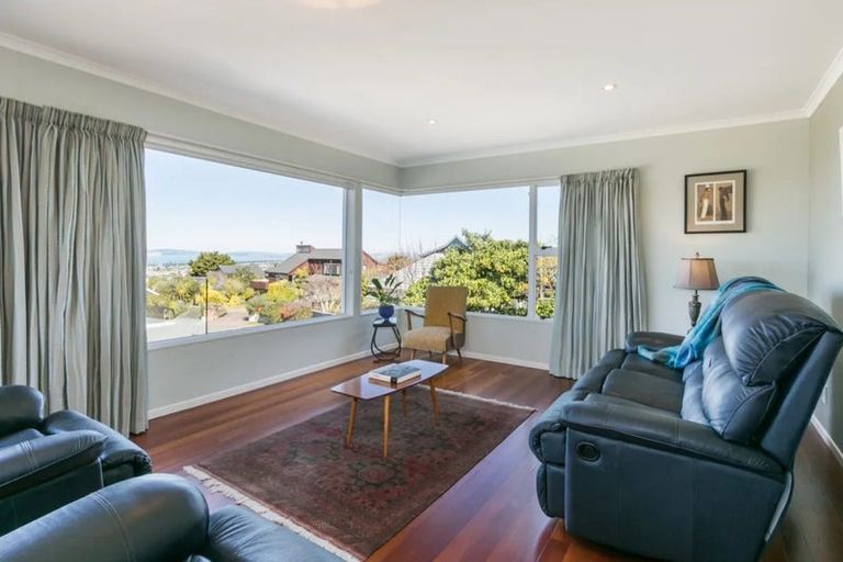 Photo of property in 12 Ormond Road, Hospital Hill, Napier, 4110