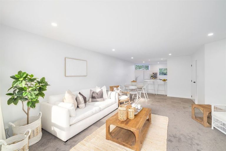 Photo of property in 2/212 Springfield Road, St Albans, Christchurch, 8014