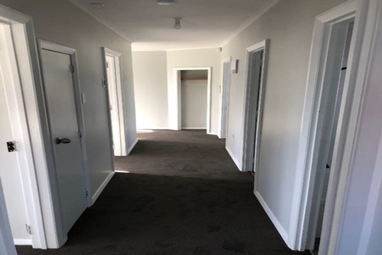 Photo of property in 27 Harwood Crescent, Otara, Auckland, 2023