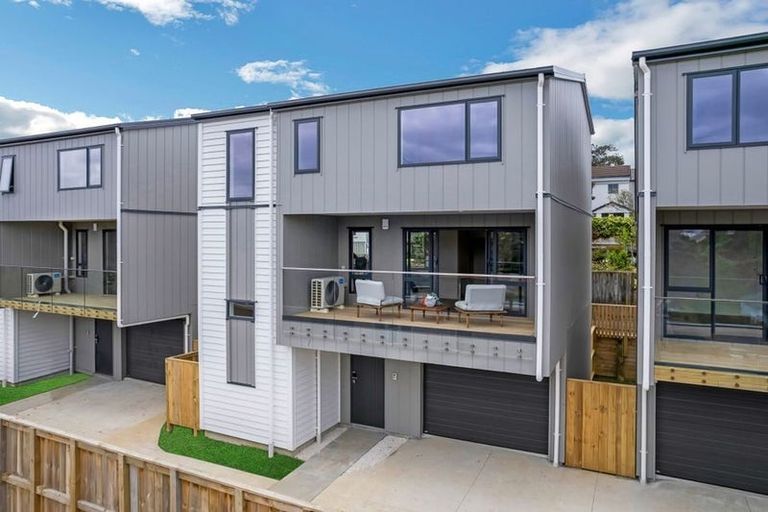 Photo of property in 3/49 Northboro Road, Belmont, Auckland, 0622