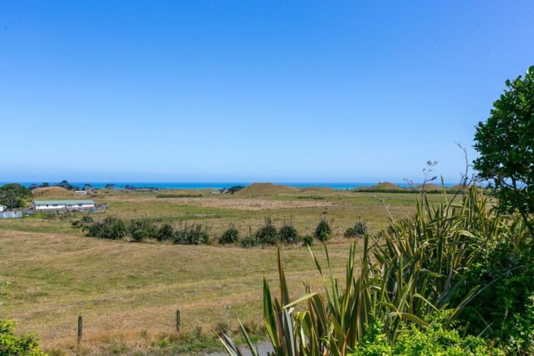 Photo of property in 6380 South Road, Pungarehu, Opunake, 4685