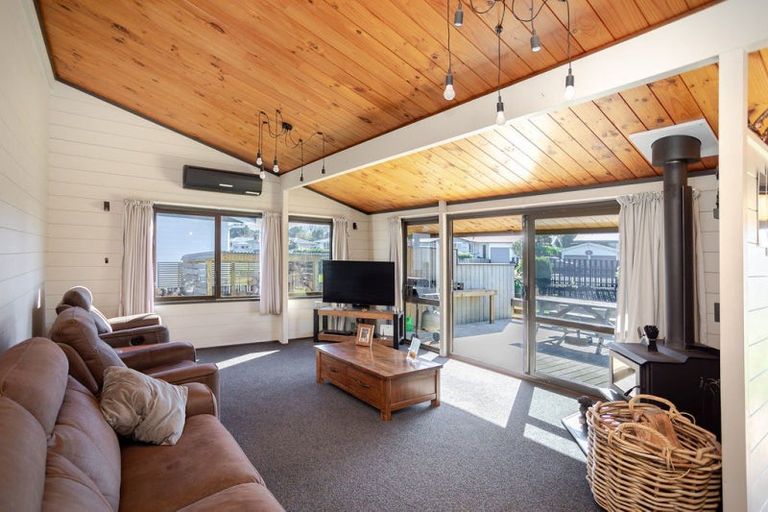 Photo of property in 51 Guy Street, Dannevirke, 4930