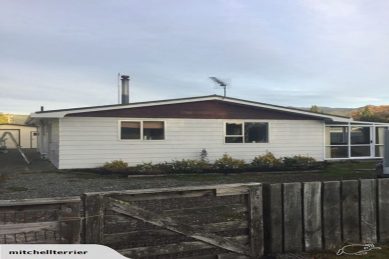 Photo of property in 33 Henry Street, Te Anau, 9600