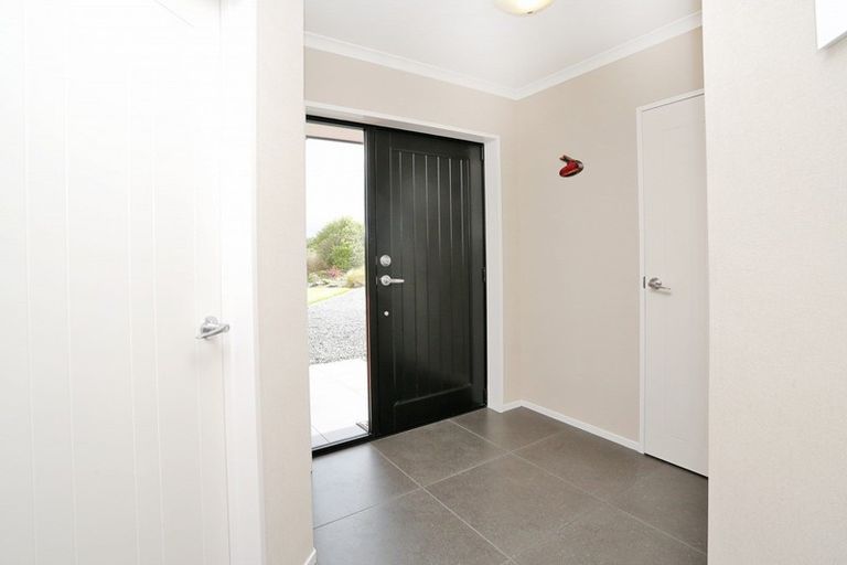 Photo of property in 111 Taiepa Road, Otatara, Invercargill, 9879