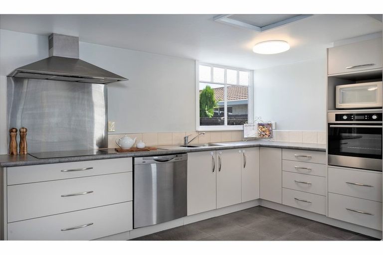 Photo of property in 1/57 Rutland Street, St Albans, Christchurch, 8014