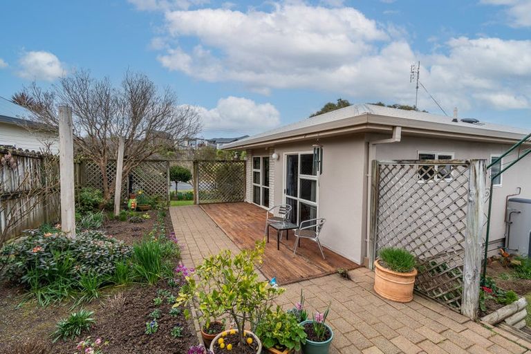 Photo of property in 53 Splitt Avenue, Glenview, Hamilton, 3206