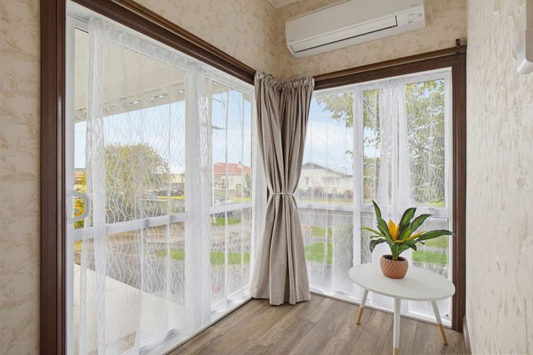 Photo of property in 102 Gonville Avenue, Gonville, Whanganui, 4501