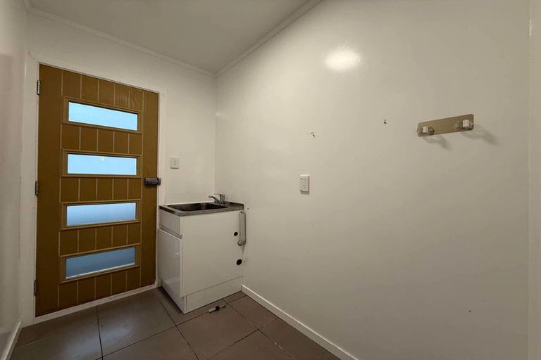 Photo of property in 16 Mission Street, Waterloo, Lower Hutt, 5011