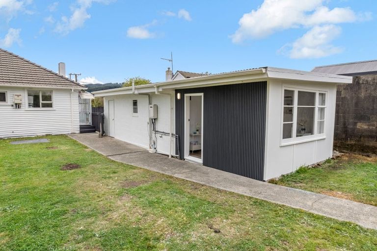 Photo of property in 4 Routley Crescent, Elderslea, Upper Hutt, 5018
