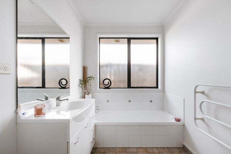 Photo of property in 9 Beachmere Place, Papamoa Beach, Papamoa, 3118