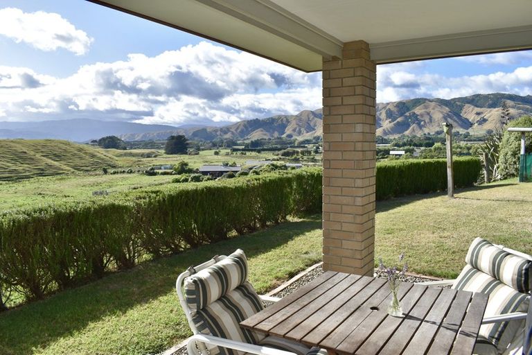 Photo of property in 41 Paul Faith Lane, Te Horo, Otaki, 5581